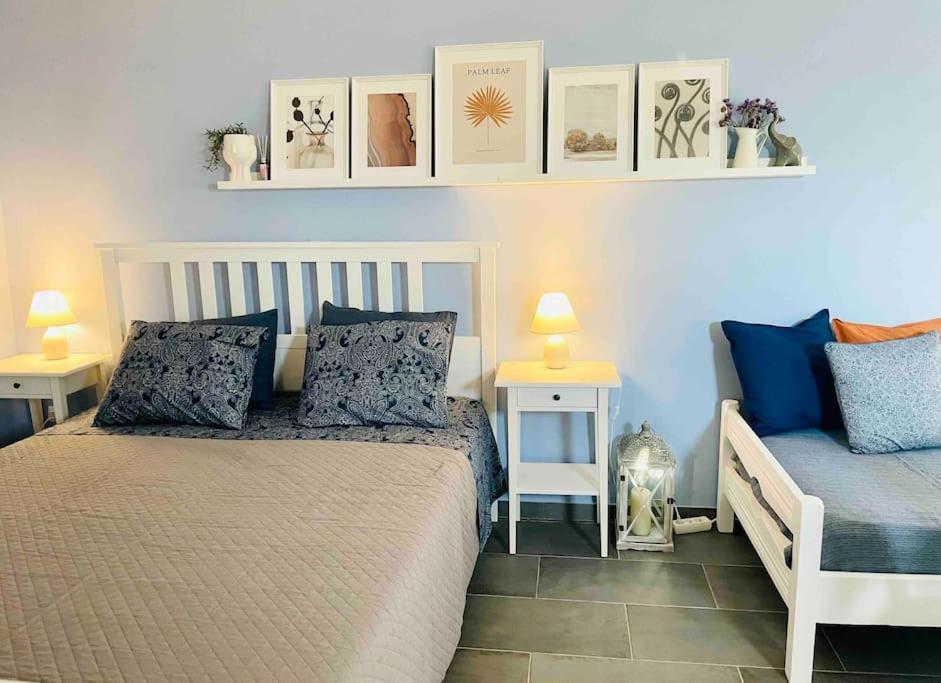 Cozy, Newly Renovated Apartment In Gavrio. Exterior photo