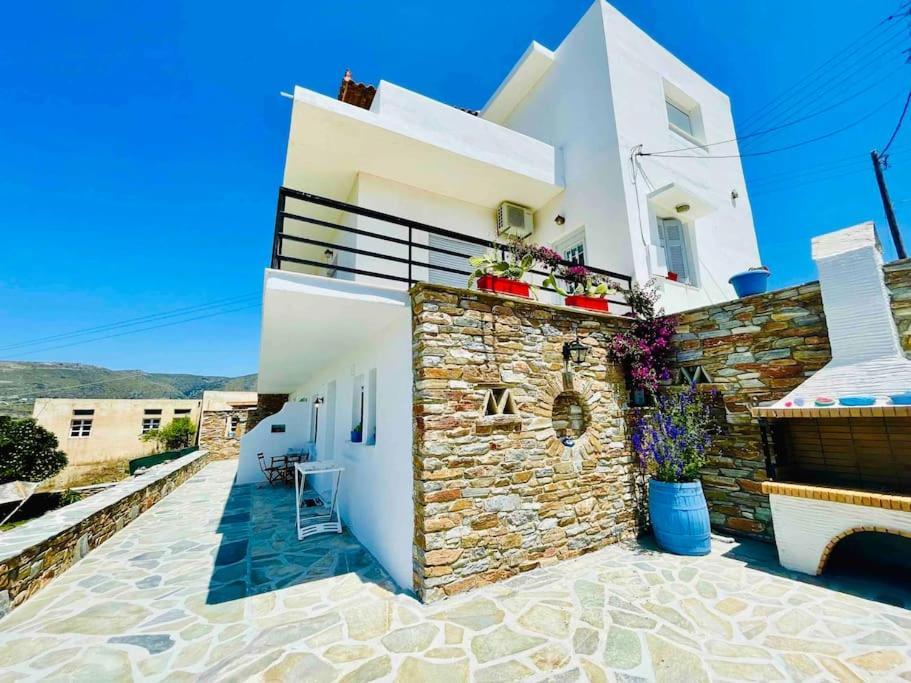 Cozy, Newly Renovated Apartment In Gavrio. Exterior photo