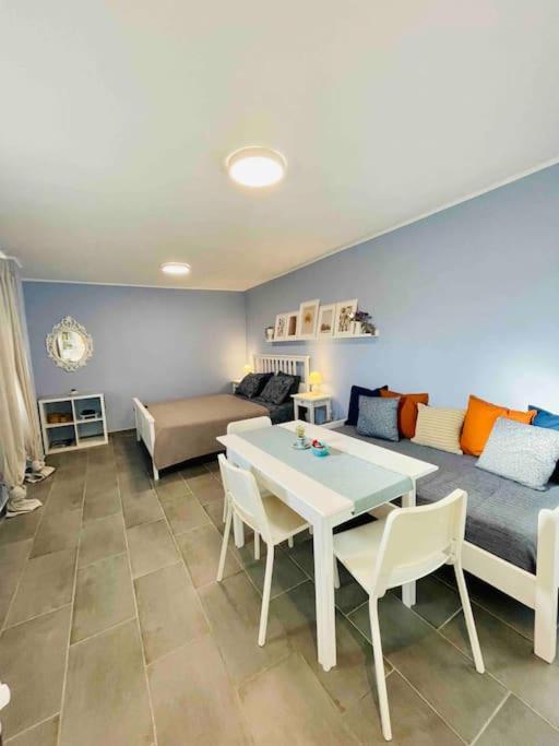 Cozy, Newly Renovated Apartment In Gavrio. Exterior photo