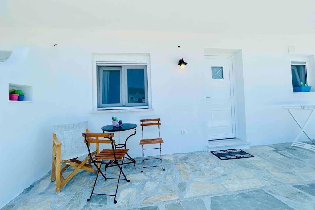 Cozy, Newly Renovated Apartment In Gavrio. Exterior photo