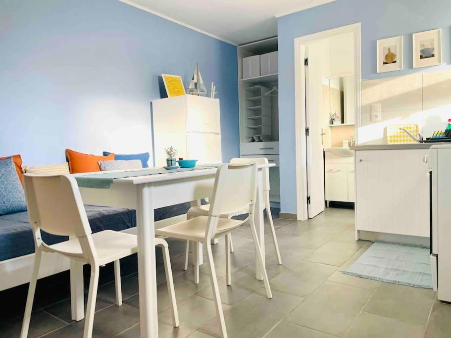Cozy, Newly Renovated Apartment In Gavrio. Exterior photo